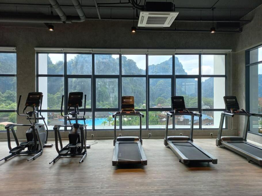 Ipoh Sunway Onsen Suites And Tambun Guesthouse , 3-14Pax 2Parking By Iwh Εξωτερικό φωτογραφία