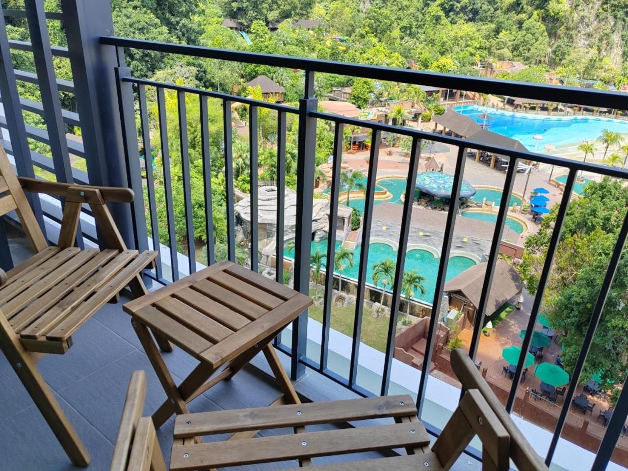Ipoh Sunway Onsen Suites And Tambun Guesthouse , 3-14Pax 2Parking By Iwh Εξωτερικό φωτογραφία